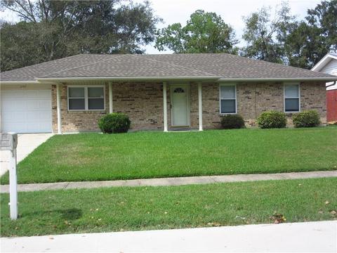3747 Arrowhead Dr, Slidell, LA 70458 photo 1