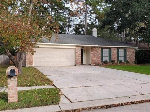 831 Forest Loop, Mandeville, LA 70471 photo 1