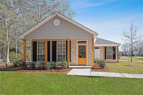1665 Dupre St, Mandeville, LA 70448 photo 1