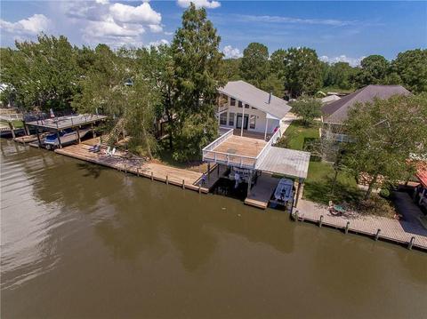 32672 Cypress Dr, Springfield, LA 70462 photo 1
