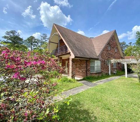 239 Pear St, Covington, LA 70433 photo 1