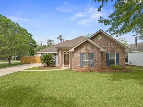 691 Labarre St, Mandeville, LA 70448 photo 1