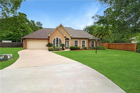 2018 Green Ct, Mandeville, LA 70448 photo 1