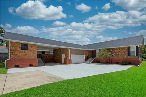 20436 Fairway Dr, Springfield, LA 70462 photo 1