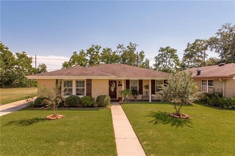 112 Sable Dr, Arabi, LA 70032 photo 1