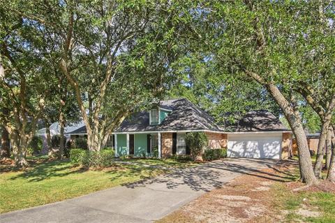 129 Thatcher Dr, Slidell, LA 70461 photo 1