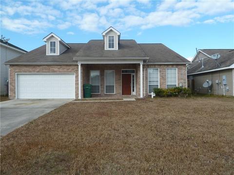 2039 Heather Ln, Slidell, LA 70461 photo 1