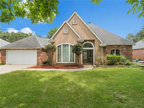 673 Maple St, Mandeville, LA 70448 photo 1