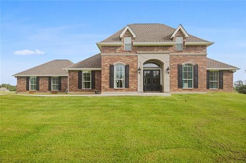 554 Tartan Trce, Covington, LA 70435 photo 1