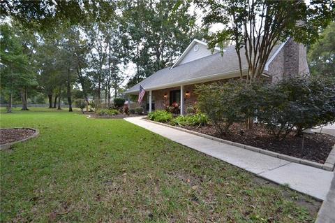 2030 Olene Dr, Mandeville, LA 70448 photo 1