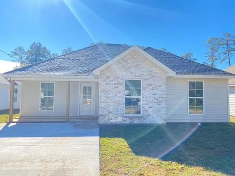 1504 Franklin St, Mandeville, LA 70448 photo 1