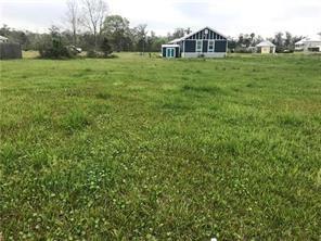 26326 Riverscape Dr, Springfield, LA 70462 photo 1
