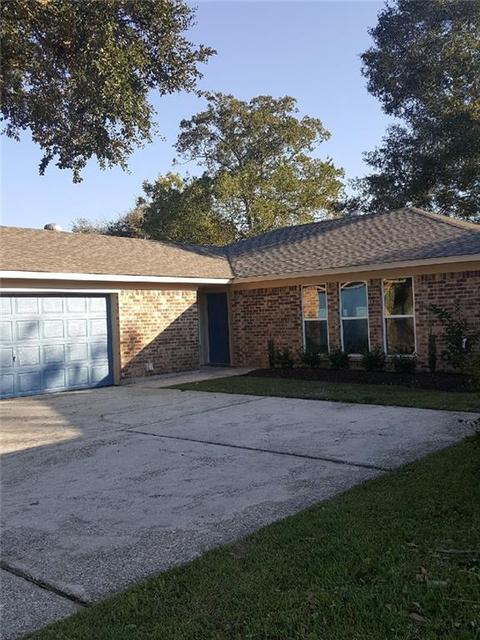 209 Holmes Dr, Slidell, LA 70460 photo 1