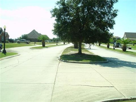 345 Lakeshore Boulevard, Slidell, LA 70461 photo 1