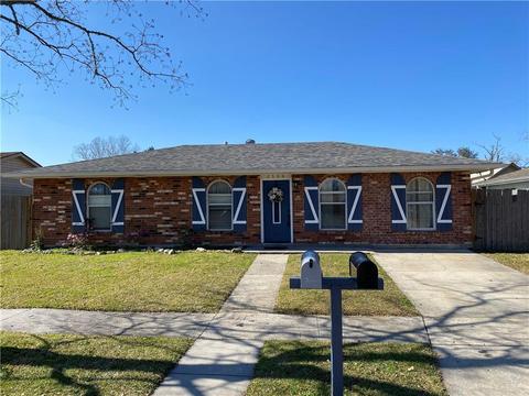 2500 Bobwhite Dr, Saint Bernard, LA 70085 photo 1