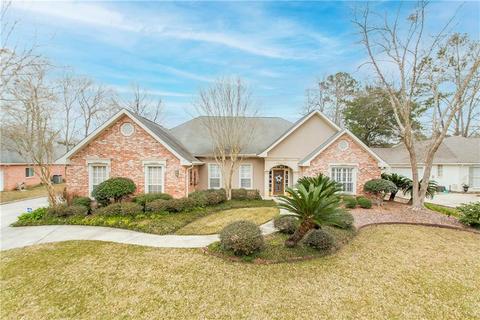 718 Winterberry Dr, Covington, LA 70433 photo 1
