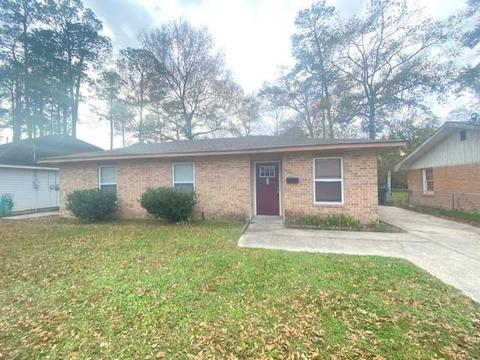 1057 Pine St, Slidell, LA 70460 photo 1