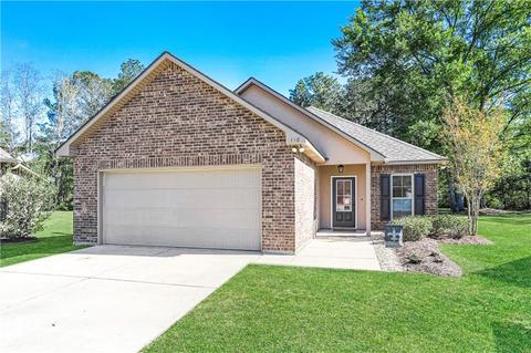 140 Meadow Spring Pl, Covington, LA 70435 photo 1