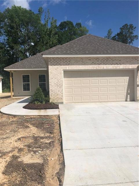 2044 Begue Ln, Covington, LA 70433 photo 1