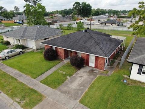 7513 Galaxy Dr, Violet, LA 70092 photo 1