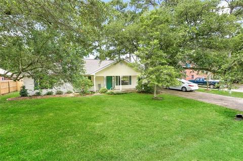 114 Trinity Ln, Mandeville, LA 70471 photo 1