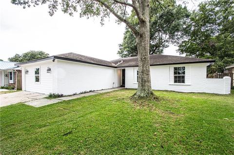 401 Foxcroft Dr, Slidell, LA 70458 photo 1