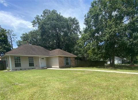 2221 Robin St, Slidell, LA 70460 photo 1