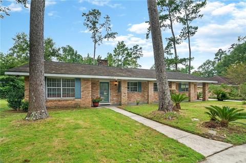 133 Tchefuncte Dr, Covington, LA 70433 photo 1