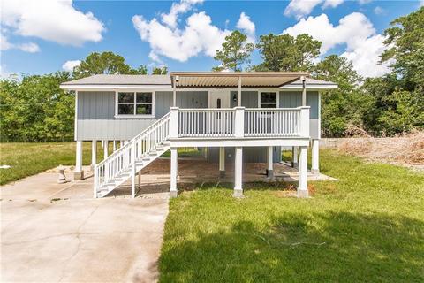 207 Pine Hazel Dr, Slidell, LA 70461 photo 1