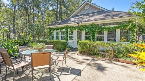 700 Colbert St, Mandeville, LA 70448 photo 1