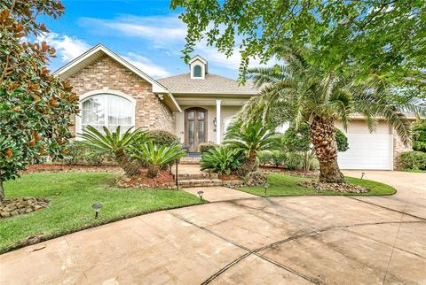 210 Spinnaker Dr, Slidell, LA 70458 photo 1