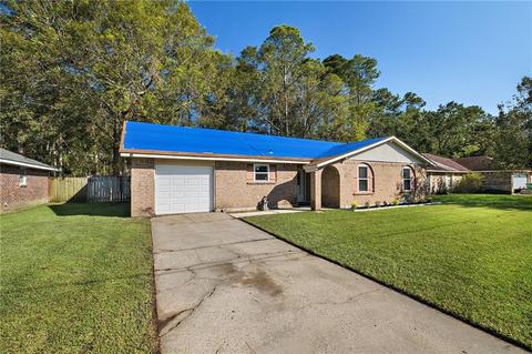 1602 St Christopher Dr, Slidell, LA 70458 photo 1