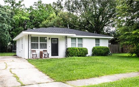 166 Sun Valley Dr, Slidell, LA 70458 photo 1