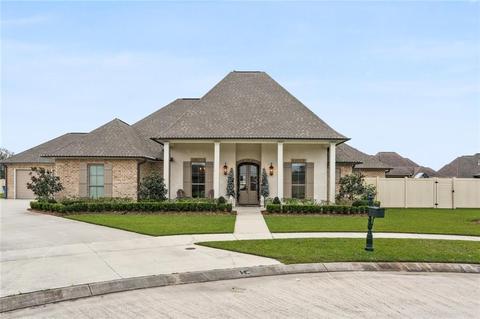 401 Lac Calcasieu Dr, Luling, LA 70070 photo 1