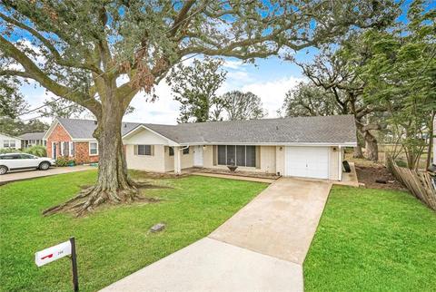 206 1st St, Luling, LA 70070 photo 1