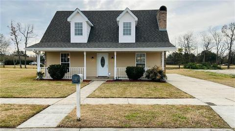 2413 Daniel Dr, Violet, LA 70092 photo 1