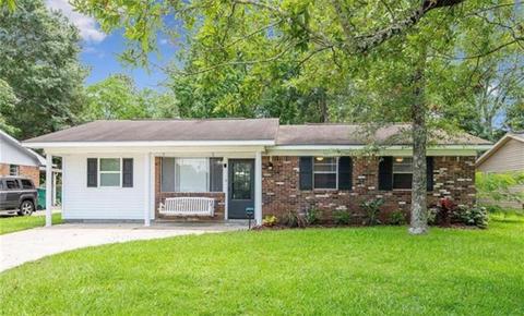309 Cardinal Dr, Slidell, LA 70458 photo 1
