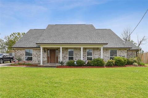 223 Saint John St, Luling, LA 70070 photo 1