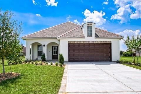 281 Nicklaus Dr, Slidell, LA 70458 photo 1