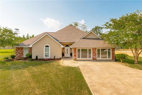32339 Keila Dr, Springfield, LA 70462 photo 1