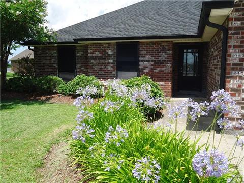 240 E 28th Pl, Larose, LA 70373 photo 1