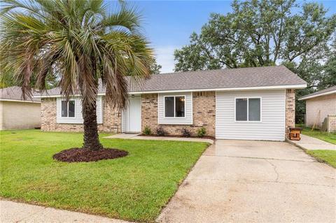 136 Foxbriar St, Slidell, LA 70461 photo 1