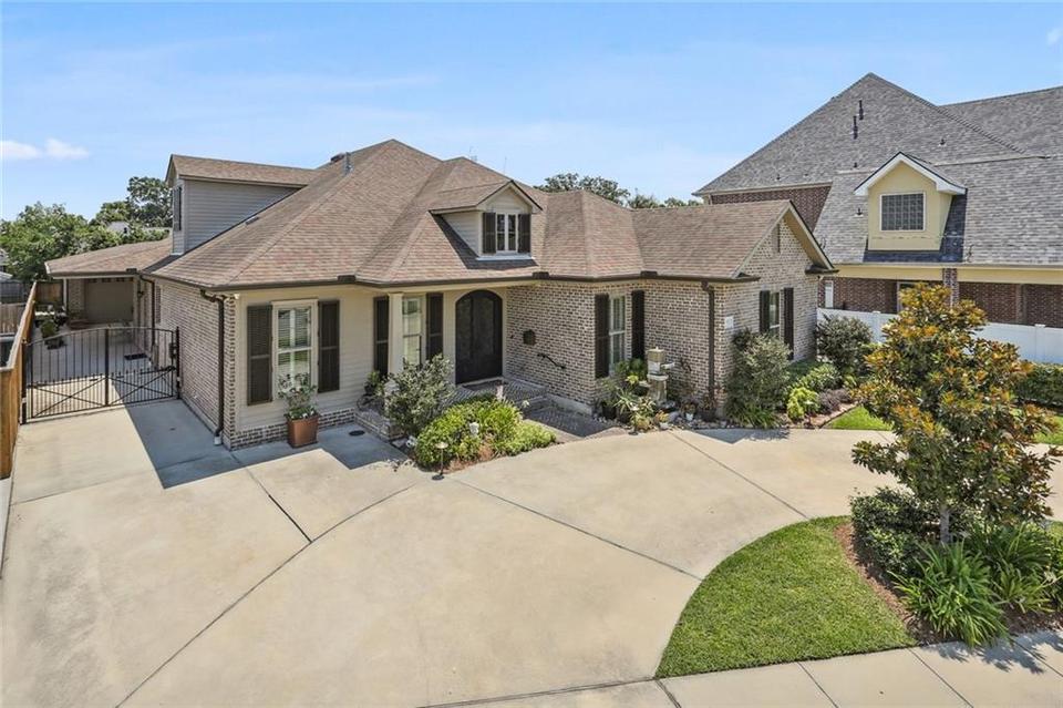 123 Haroleans St, Harahan, LA 70123 27 Photos MLS 2351428 Movoto