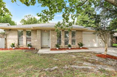 308 Tumblebrook Dr, Slidell, LA 70461 photo 1