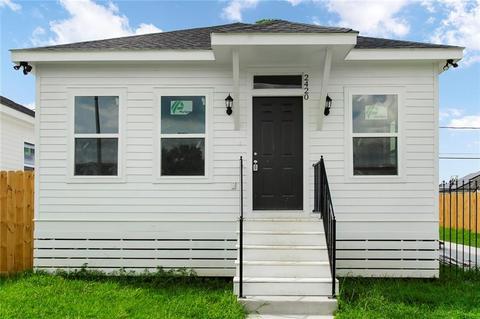 2420 Colonial Blvd, Violet, LA 70092 photo 1