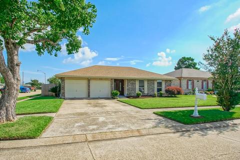 300 Bertolino Dr, Kenner, LA 70065 photo 1