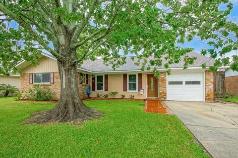 113 Bernay Dr, Slidell, LA 70458 photo 1