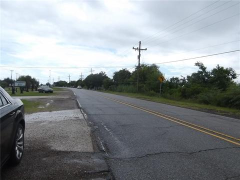 Pontchartrain Drive, Slidell, LA 70458 photo 4