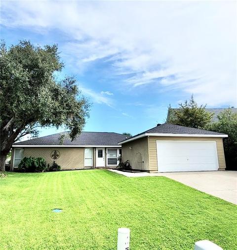 115 Intrepid Dr, Slidell, LA 70458 photo 1