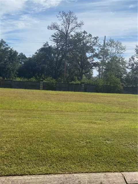 19498 Par Ln, Hammond, LA 70403 photo 2